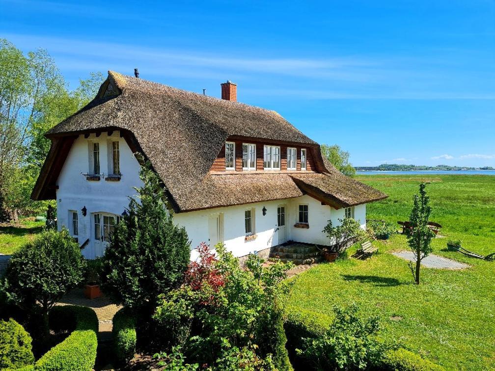 Апартаменты Alte Und Neue Buednerei Gross Zicker Экстерьер фото